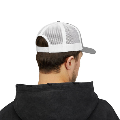 Stylish Snapback Trucker Cap for Everyday Adventure